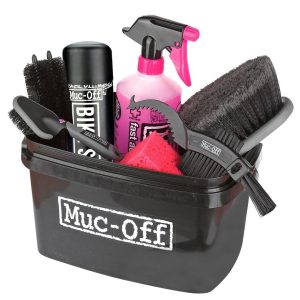 MUC-OFF 8-1 CLEANING KIT